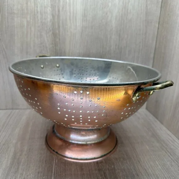 Vintage Solid Copper Colander Made in Korea w/ Brass Handles Wide Flare Patina - Picture 1 of 12